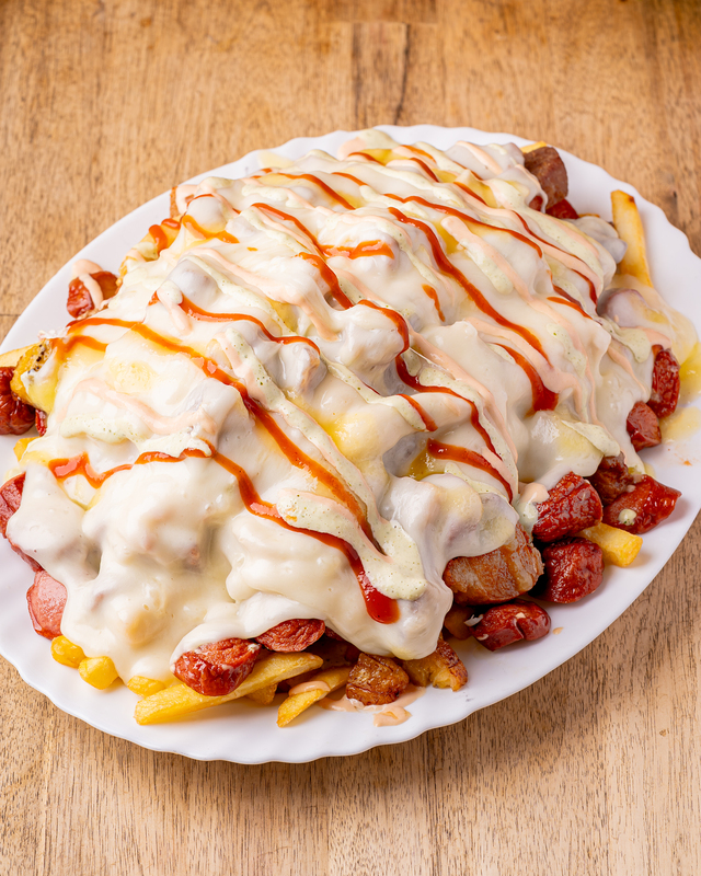 Salchipapa Mega Jhon (Para Compartir) - Imagen 1